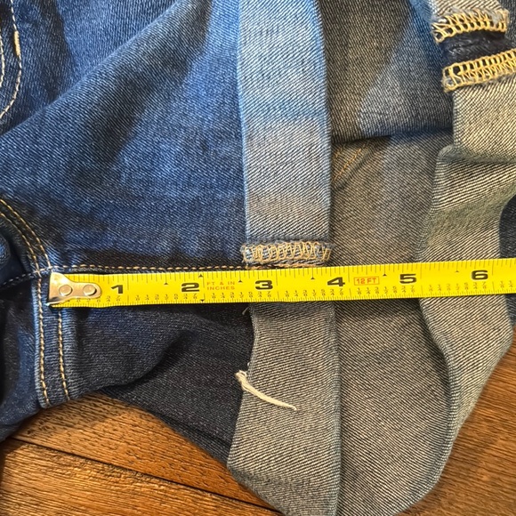 GAP Factory Blue Denim Shorts Size 6/28 - Picture 2 of 7